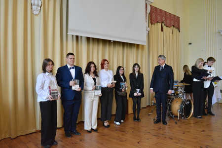 Pożegnanie maturzystów